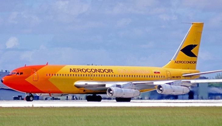 Un avión de pasajeros que partió de LR tuvo que retornar por mal olor  