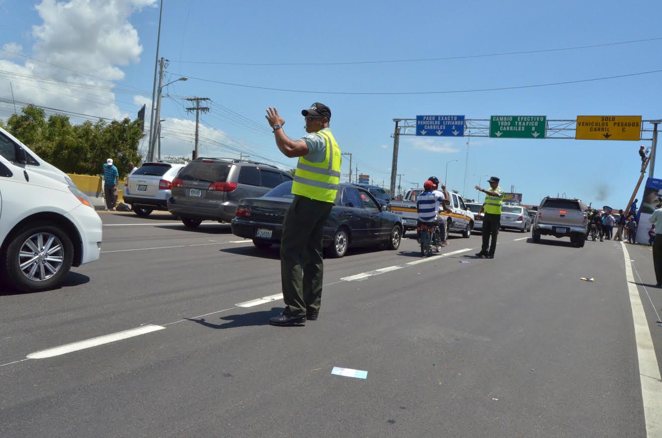 Tres mil agentes AMET desplegados en calles y carreteras dominicanas