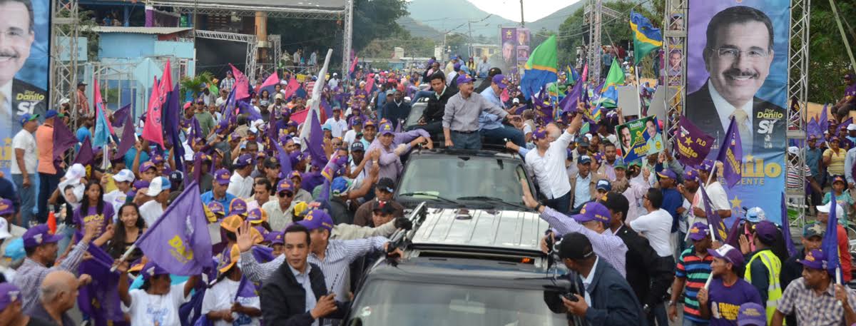 Danilo Medina recibe respaldo San José Ocoa; juramenta candidatos municipio