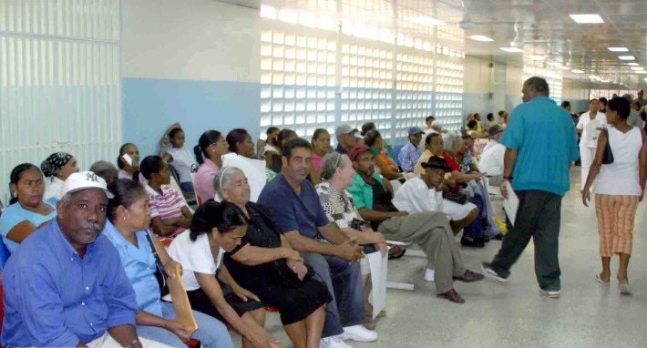 Médicos militares atenderán pacientes hospitales afectados por huelga CMD