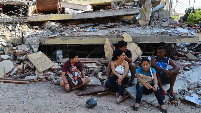 ECUADOR: Sube a 413 la cifra de muertos por terremoto