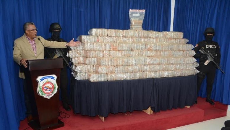 DNCD decomisa 748 paquetes cocaína y US$964,335 dólares en sectores SD
