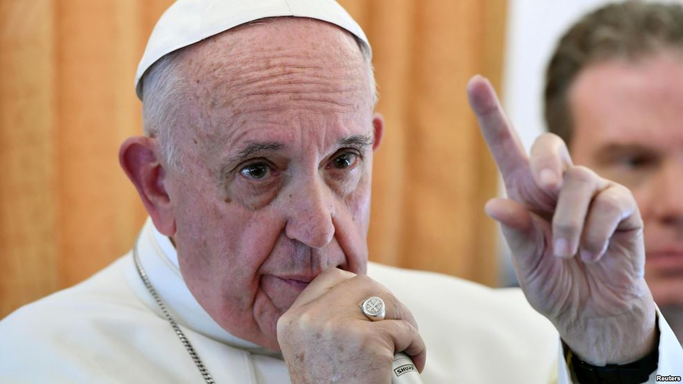 ROMA: El papa denuncia resistencia a reformas en el Vaticano