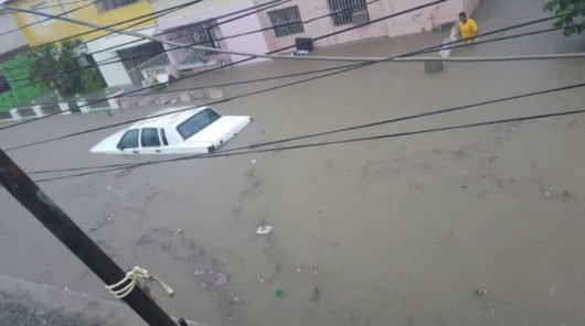 Presidente Medina declara en emergencia provincias más afectadas por las lluvias