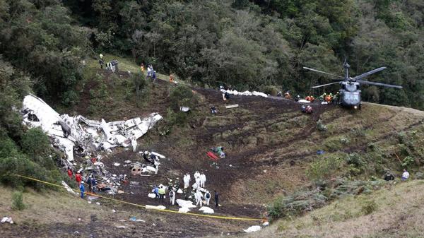 Uno de los tripulantes del avión de la tragedia del Chapecoense contó cómo hizo para sobrevivir