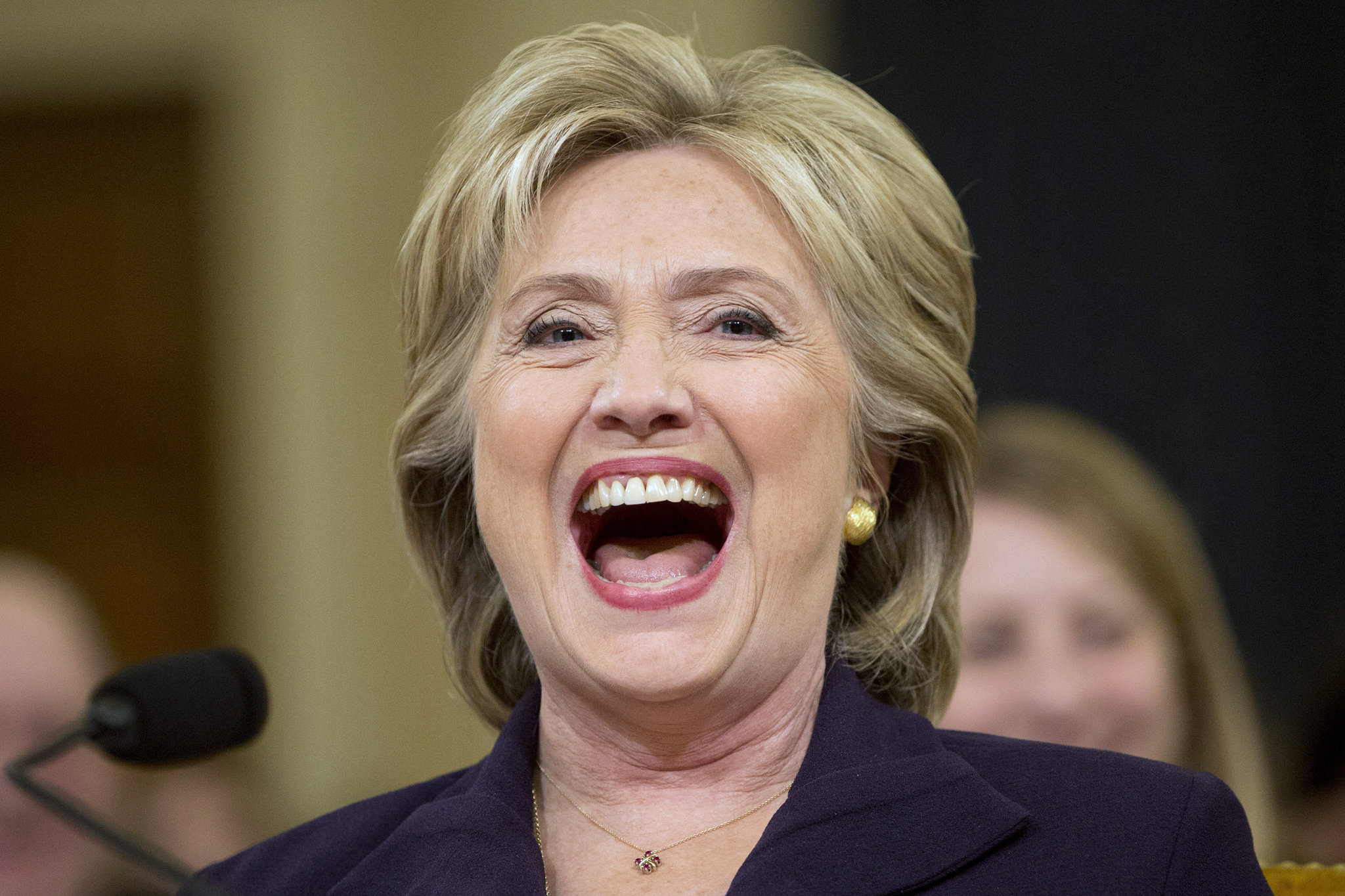 Hillary Clinton es declarada ganadora en votaciones del territorio de Guam
