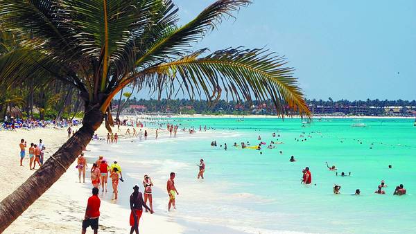 R. Dominicana logra cifra récord de 5,3 millones turistas de enero a noviembre