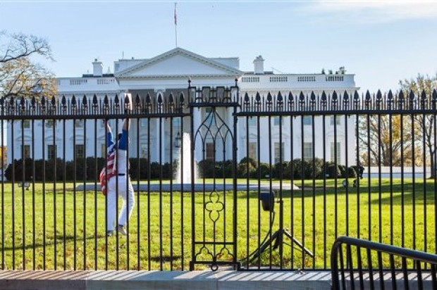 EE.UU: Pondrán más altas y fuertes las rejas que bordean la  Casa Blanca