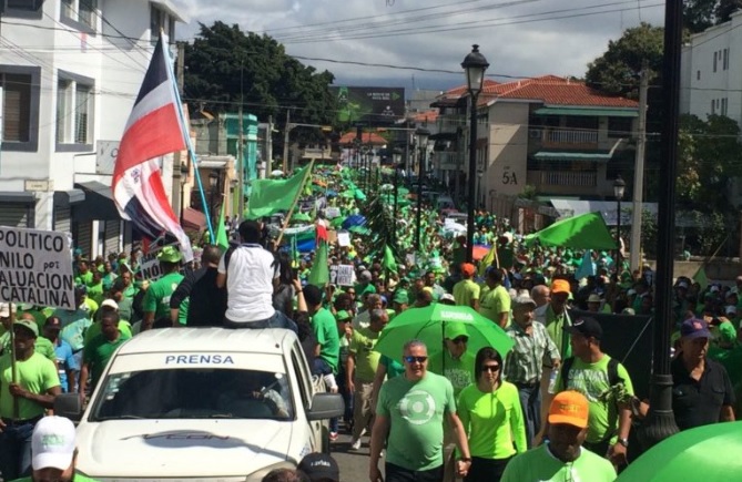 Marcha Verde Santiago: Piden cárcel para corruptos y fin de la impunidad en la RD