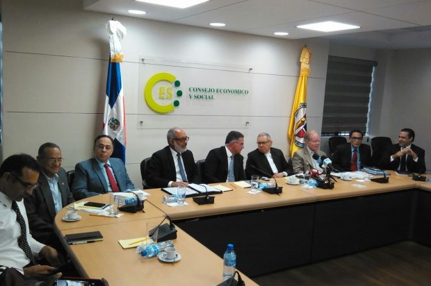 Comisión: FTI Consulting puede rendir  informe objetivo sobre Punta Catalina