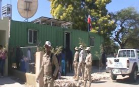 PEDERNALES: Encapuchados atracan cuartel militar y huyen con fusil M-16