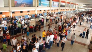 Cancelan vuelos entre RD y Miami; se normalizan los que van a Haití