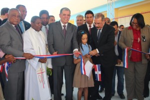 BARAHONA: Presidente Danilo Medina inaugura cuatro escuelas