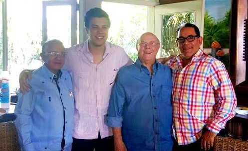 Hipólito y Amable almuerzan en la residencia del primero imagen