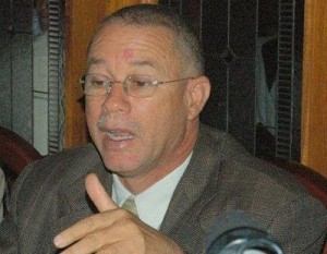 José Izquierdo aclara salida e ingreso de dirigentes a los partidos no es nuevo