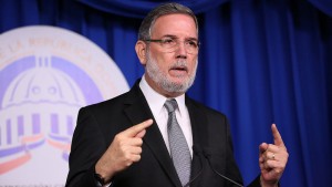 Portavoz: diálogo Gobierno-gremios es oportunidad para mejorar salud