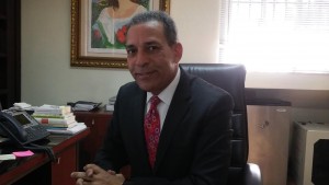 Osiris de León aboga Congreso revive ley hidrocarburos