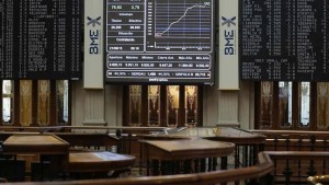 Principales Bolsas europeas caen afectadas por parqués chinos