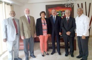 Intelectuales se incorporan a campaña de Danilo Medina Intelectuales se incorporan a campaña de Danilo Medina