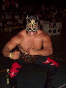 Kat Killer y Kendo Jr en cartelera de Lucha Libre Kat Killer y Kendo Jr en cartelera de Lucha Libre