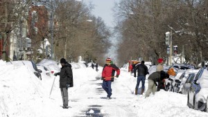 La costa este de los EEUU comienza a recuperarse tras intensa nevada