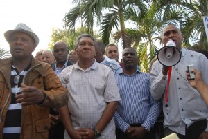 PRM demanda se cumpla ley sucesión de fallecido alcalde