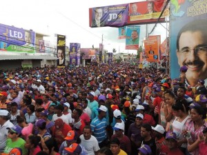 Medina encabeza proclamación Vásquez como candidato senador