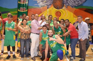 Juan Pablo Duarte campeón baloncesto de Salcedo