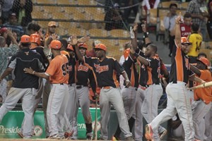 Toros, Leones y Estrellas buscan clasificación Toros, Leones y Estrellas buscan clasificación