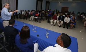 Abinader anuncia enfrentará desigualdad y violencia en RD Abinader anuncia enfrentará desigualdad y violencia en RD