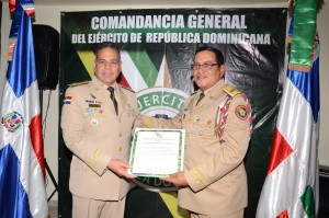 Ejército reconoció a Rubén Darío Paulino Sem y ex comandantes
