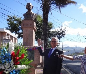 HONDURAS: Rinden tributo a Duarte HONDURAS: Rinden tributo a Duarte