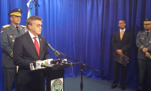 EE.UU dona a República Dominicana sistema identificación de huellas imagen