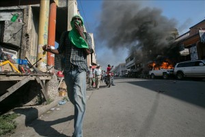 Desconocidos queman un destacamento policial en el oeste de Haití