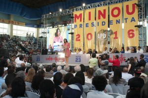 Tras proclamación, Minou propone la transformación del Estado Tras proclamación, Minou propone la transformación del Estado