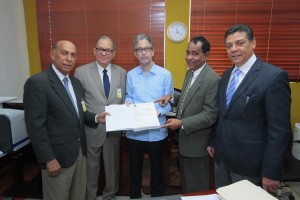 PRD entrega a la JCE auditoría sobre manejo fondos en 2015