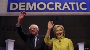 EE.UU: Clinton defiende a Obama en debate con Sanders EE.UU: Clinton defiende a Obama en debate con Sanders