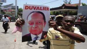 Siguen en bancos suizos US$5.7 millones robó Duvalier de Haiti