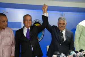 Exdirigente reformista José Osvaldo Leger es juramentado en el PRD Exdirigente reformista José Osvaldo Leger es juramentado en el PRD