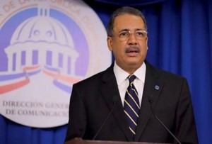 Simón Lizardo acusa Abinader de mentir sobre supuesto «despilfarro» Simón Lizardo acusa Abinader de mentir sobre supuesto «despilfarro»