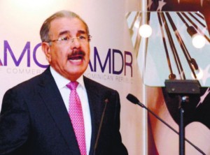 Danilo anuncia «pacto fiscal» y revisión exenciones si gana