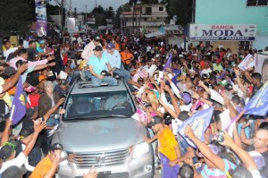 Abel Martínez concita gran respaldo de los santiagueros