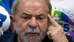 Una nueva cautelar vuelve a suspender el nombramiento de Lula como ministro de la Presidencia de Brasil