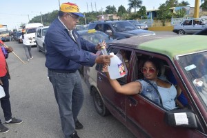 Brigadas de la UDC asisten a vacacionistas en Semana Santa