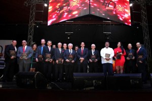 SANTIAGO: Celebran 40 años Cuerpo de Bomberos SANTIAGO: Celebran 40 años Cuerpo de Bomberos