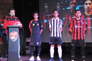 Bauger FC presenta plantel renovado para LDF Popular