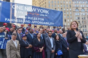 Festejan plan vivienda asequible en Manhattan Festejan plan vivienda asequible en Manhattan