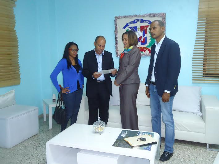 SAN CRISTOBAL: Reconocen mujeres en su día imagen