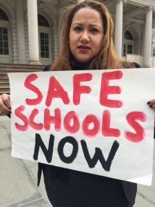 Desacuerdo sobre violencia en escuelas