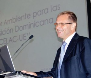 Celebrarán foro sobre situación del turismo en República Dominicana Celebrarán foro sobre situación del turismo en República Dominicana
